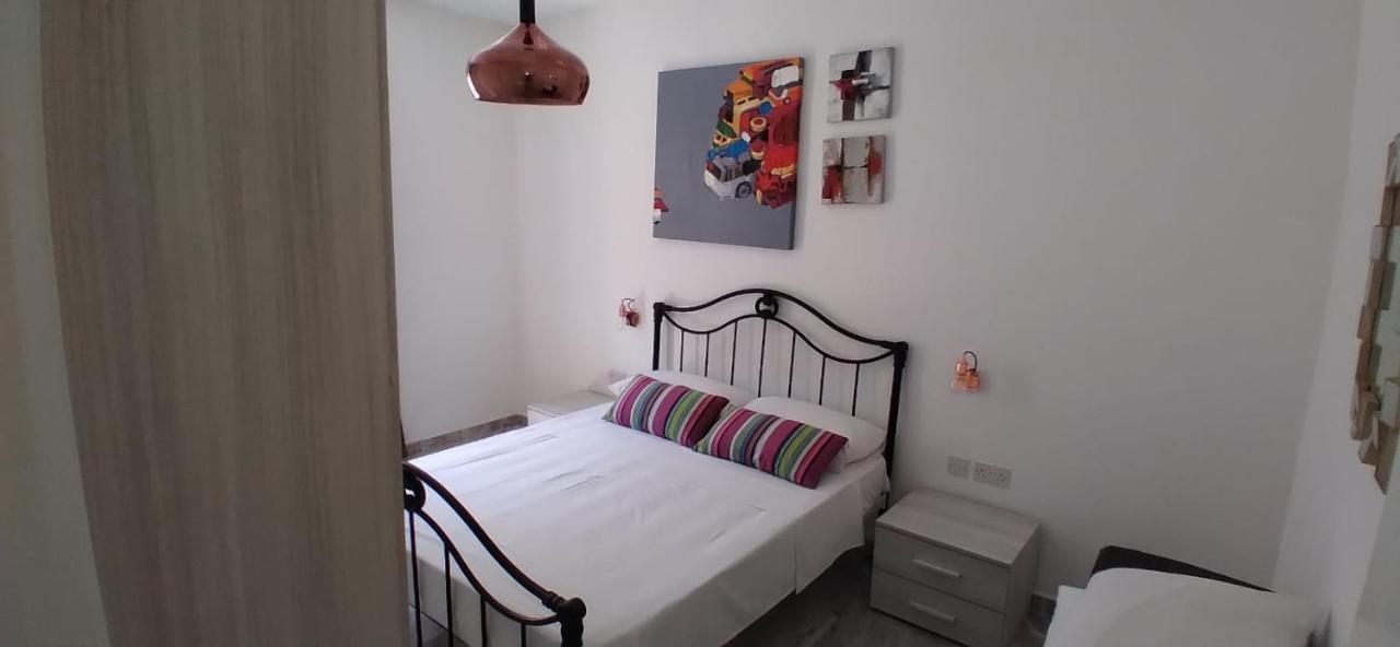 The Penthouse Flat-Terrace&View Apartment Senglea Ngoại thất bức ảnh