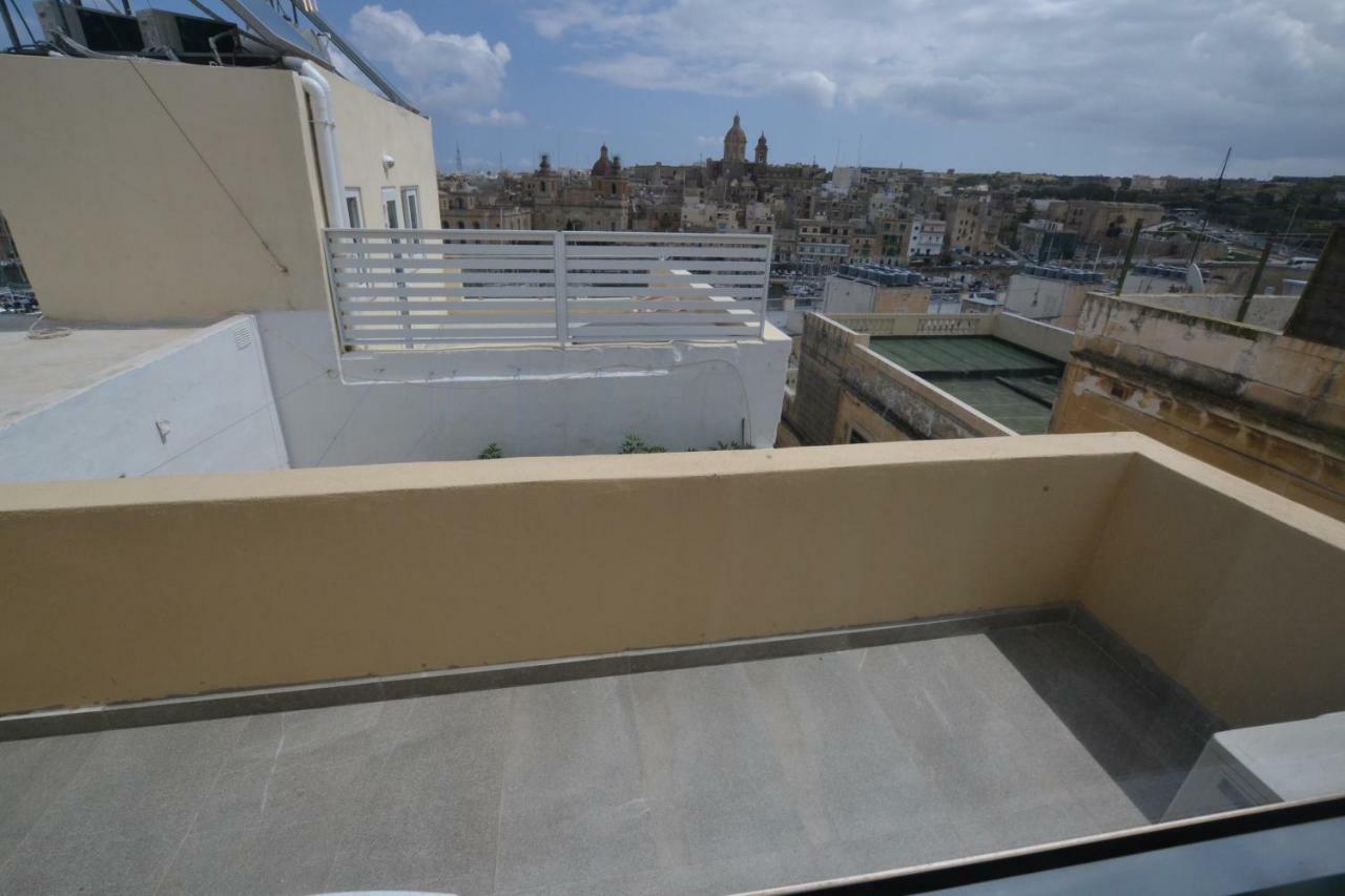 The Penthouse Flat-Terrace&View Apartment Senglea Ngoại thất bức ảnh
